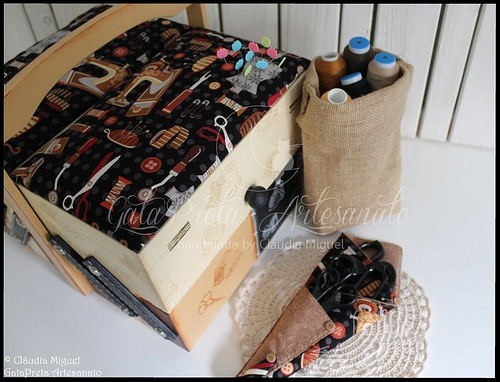 Caixa de costura mega-large 