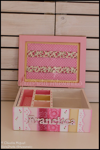 Caixa para ganchinhos 