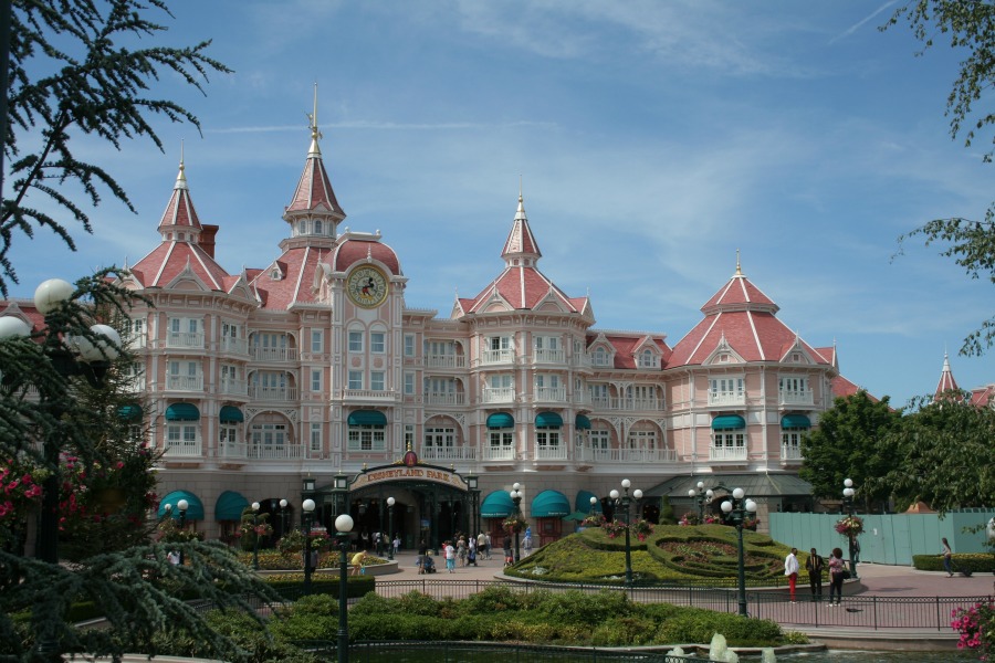 Disney01 by HContadas.jpg Disney01 by HContadas.jpg