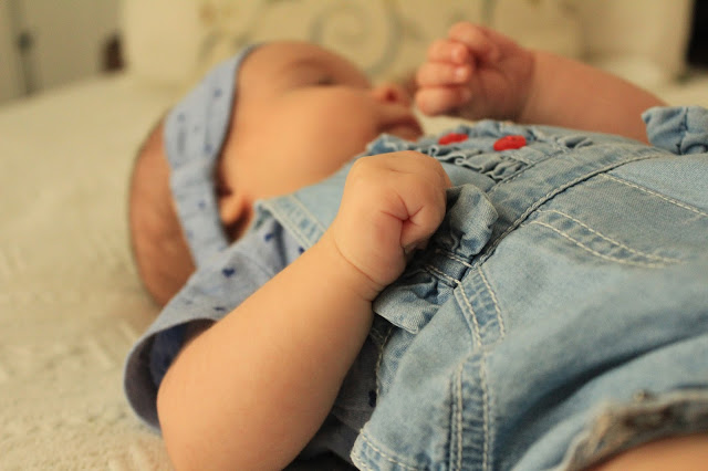 roupa para criança + marca de roupa francesa 3 pommes + 3 pommes + roupa confortável para crianças + roupa dos 0 aos 12 anos + macacão de ganga para meninas + momentos entre mãe e filha + fotografia + companhia das soluções