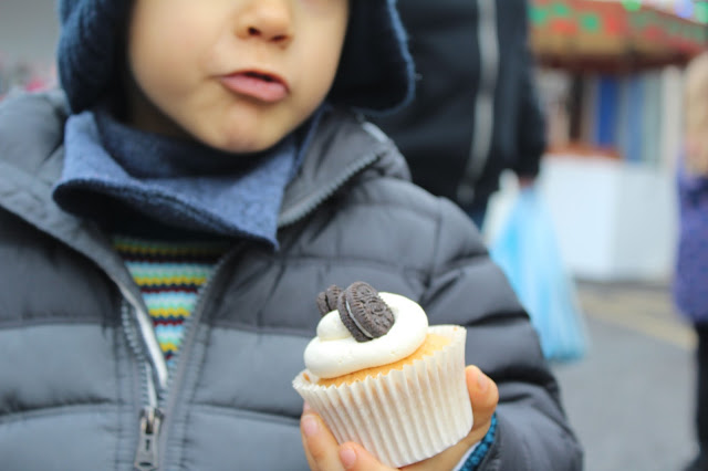 irlanda + trim + viajar em família + cidades da irlanda + mercado de natal + norte da europa + vinho quente