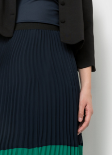 moda + saia mid + saia plissada pelo joelho + la redoute + tendências de moda + o que vestir no pós-parto + calças + roupa de senhora