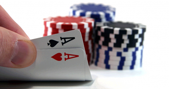 Como ganhar dinheiro com poker online ou nos casinos?