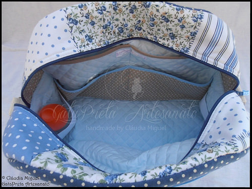 Mala de maternidade e bolsa para fraldas 
