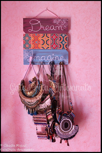 Suporte para colares 