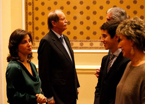 1911699_10152943209803987_6480682172753510156_n.jp