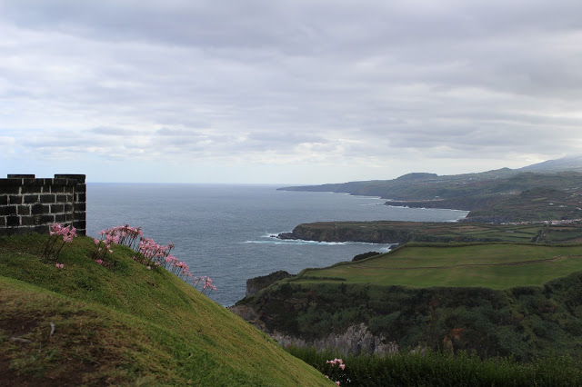 Açores + Azores + Arquipélago dos Açores + Ilha de São Miguel + Miradouro de Santa Iria + paisagem natural + visitar portugal + beleza dos Açores + viajar em família