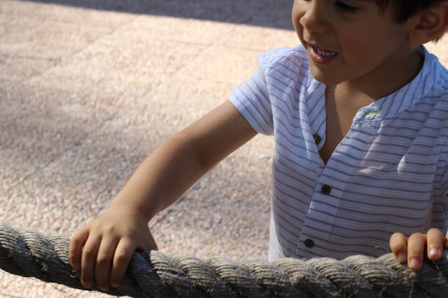 férias em família + sobreviver às férias com filhos + sobreviver às birras + passeios + trotinete + mãe e filho + docas +lisboa