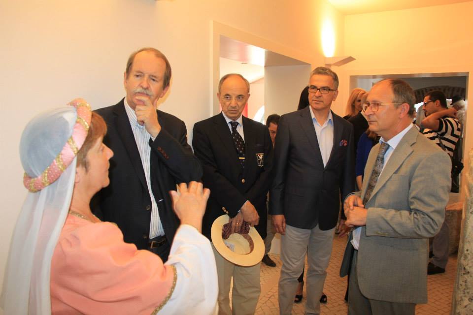 11052473_1004363419573853_8208831894781749053_n.jp