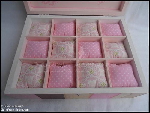 Caixa para 12 relógios 