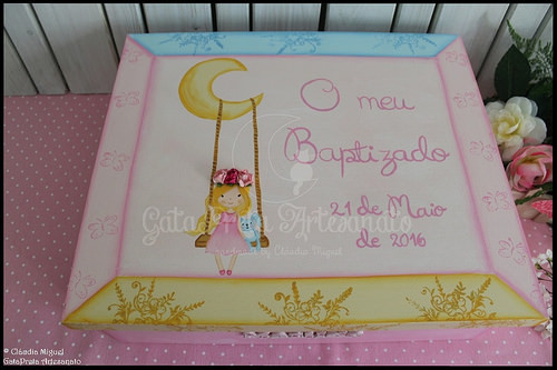 Caixa grande de batizado, de recordações e livro de honra 