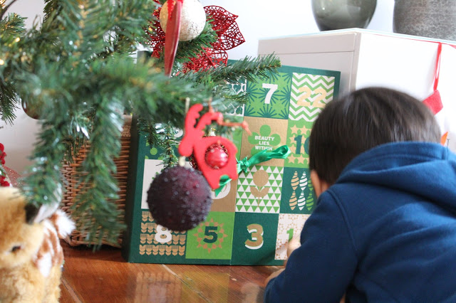 árvore de natal + calendário do advento + light box + natal + dezembro + the body shop + calendário do advento + contagem decrescente para o natal árvore de natal + calendário do advento + light box + natal + dezembro + the body shop + calendário do advento + contagem decrescente para o natal