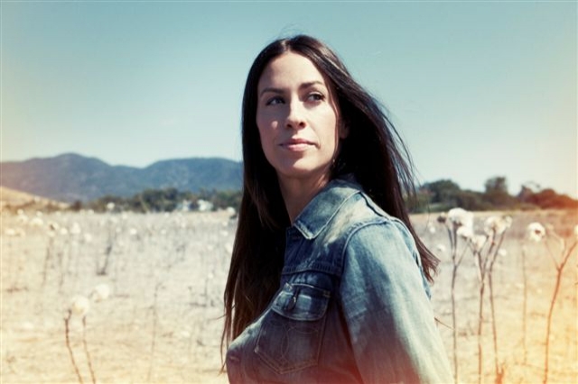 alanis música