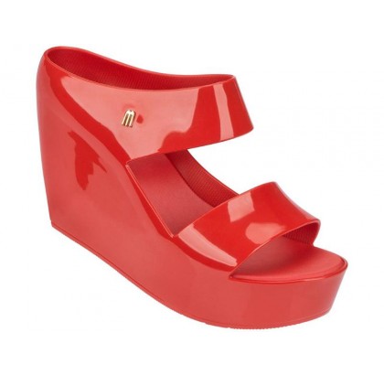 melissa-creatives-wedge-vermelho-galapagos_3.jpg